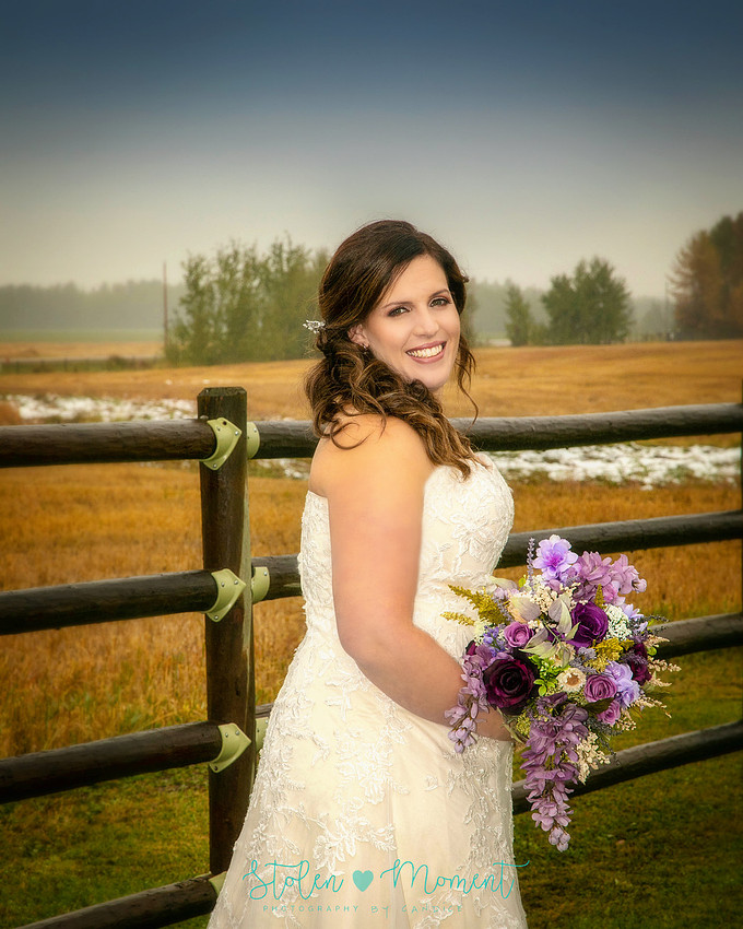 a chilly fall country wedding in Warburg, Alberta