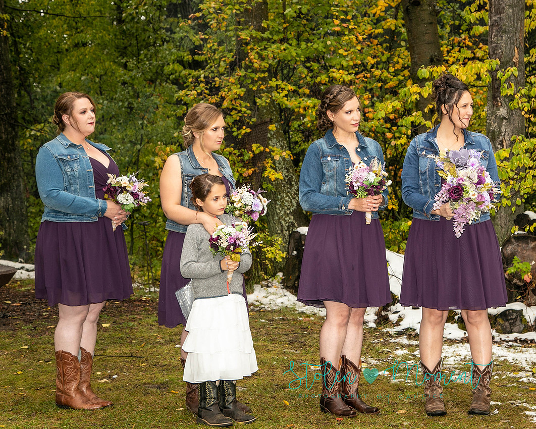 a chilly fall country wedding in Warburg, Alberta
