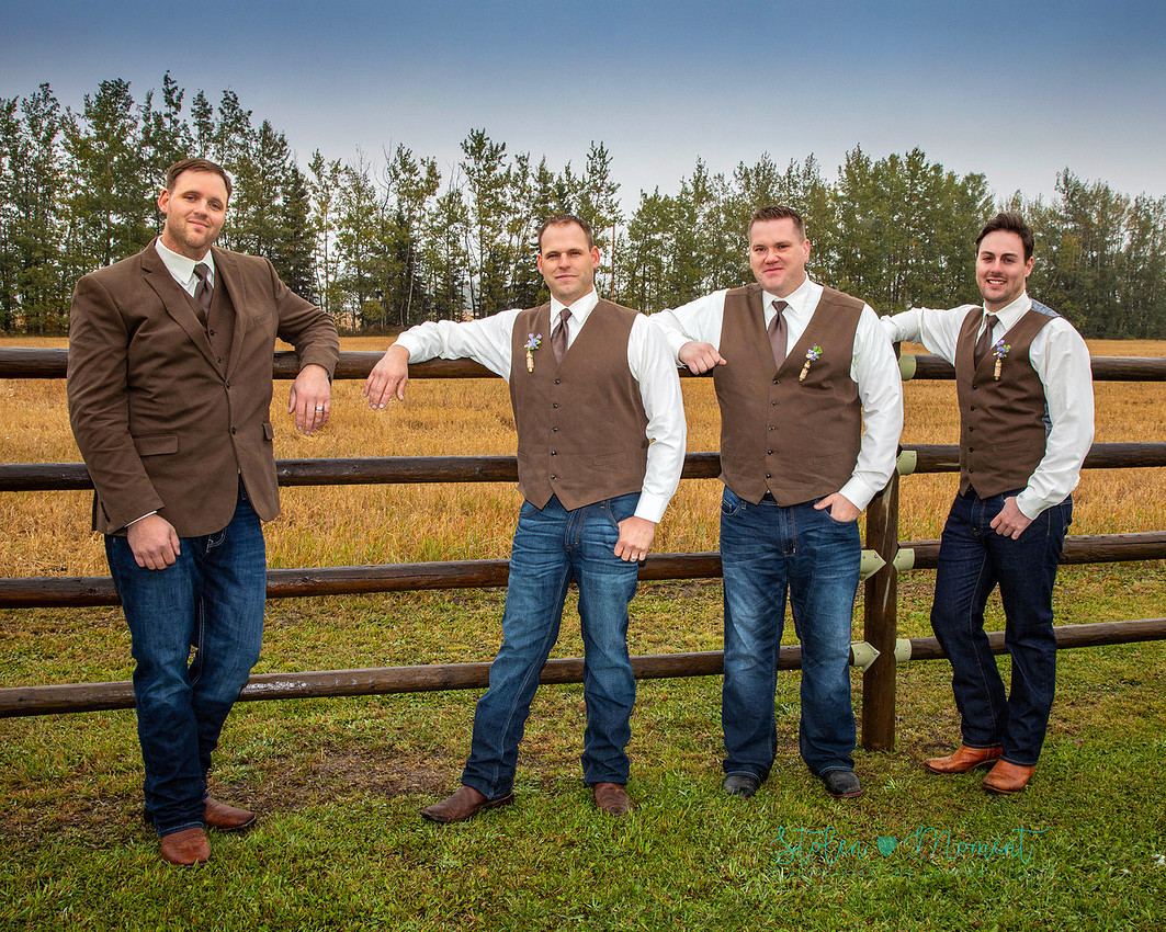 a chilly fall country wedding in Warburg, Alberta