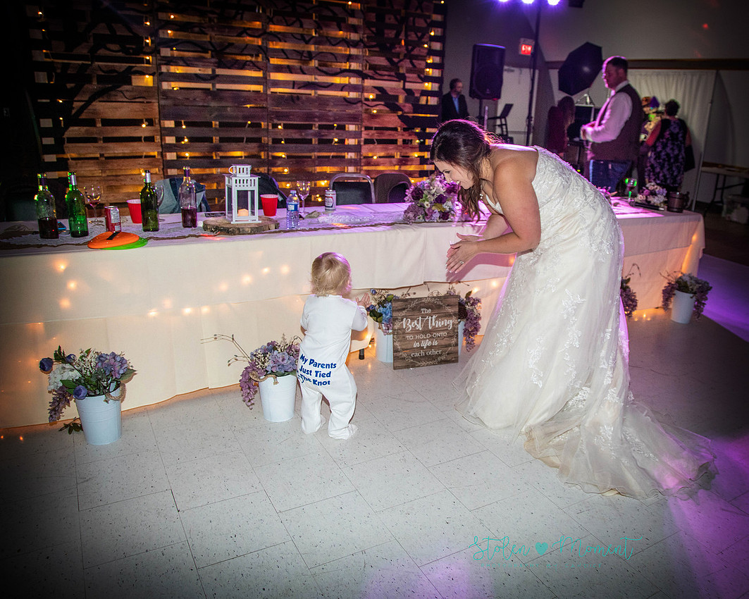 a chilly fall country wedding in Warburg, Alberta